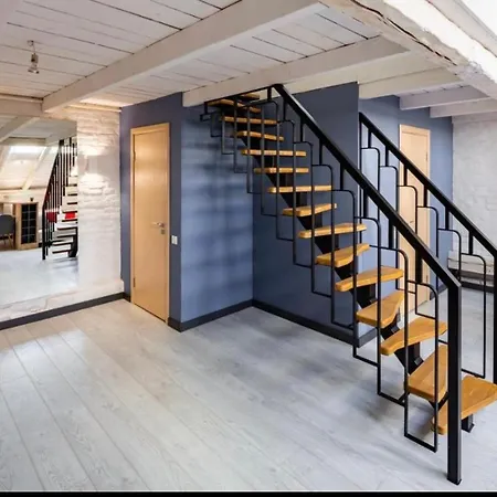 Romari площа ринок 29 * Lviv