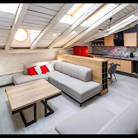 Romari площа ринок 29 Apartment *