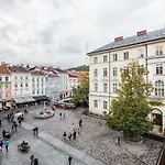 Romari площа ринок 29 * Львів
